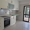 Apartamento T2+2 duplex, renovado. Perto de comércio. Bons acessos.